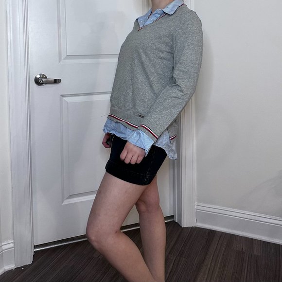 Tommy Hilfiger Collared Long-Sleeve Layered Sweater Top - Light Blue/Grey - L - Picture 4 of 7